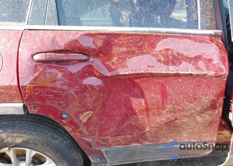 2019 Jeep Cherokee Latitude 4X4 z USA, uszkodzony, nr VIN 1C4PJMCB3KD330386